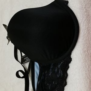 Maidenform Convertible Natural Lift Push Up Bra